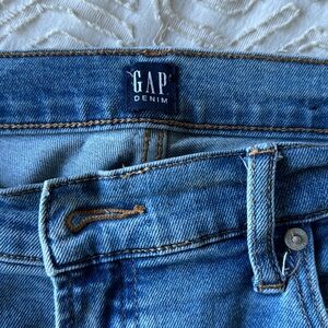 GAP blue jeans. Straight leg frayed hem